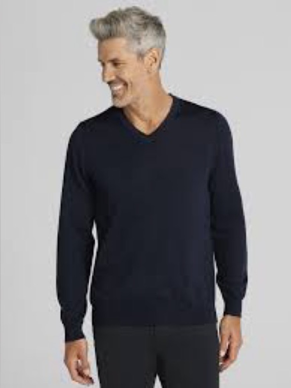 Banana Republic Men's V-Neck Sweater in Navy Blue 100% Merino Italian wool